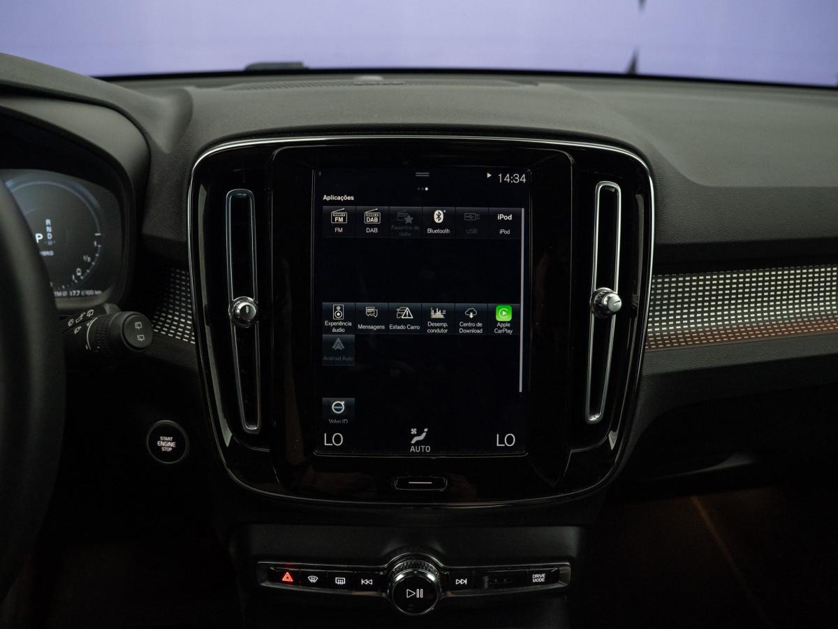 volvo-xc40-2022-hibrido-a-gasolina-1477cc