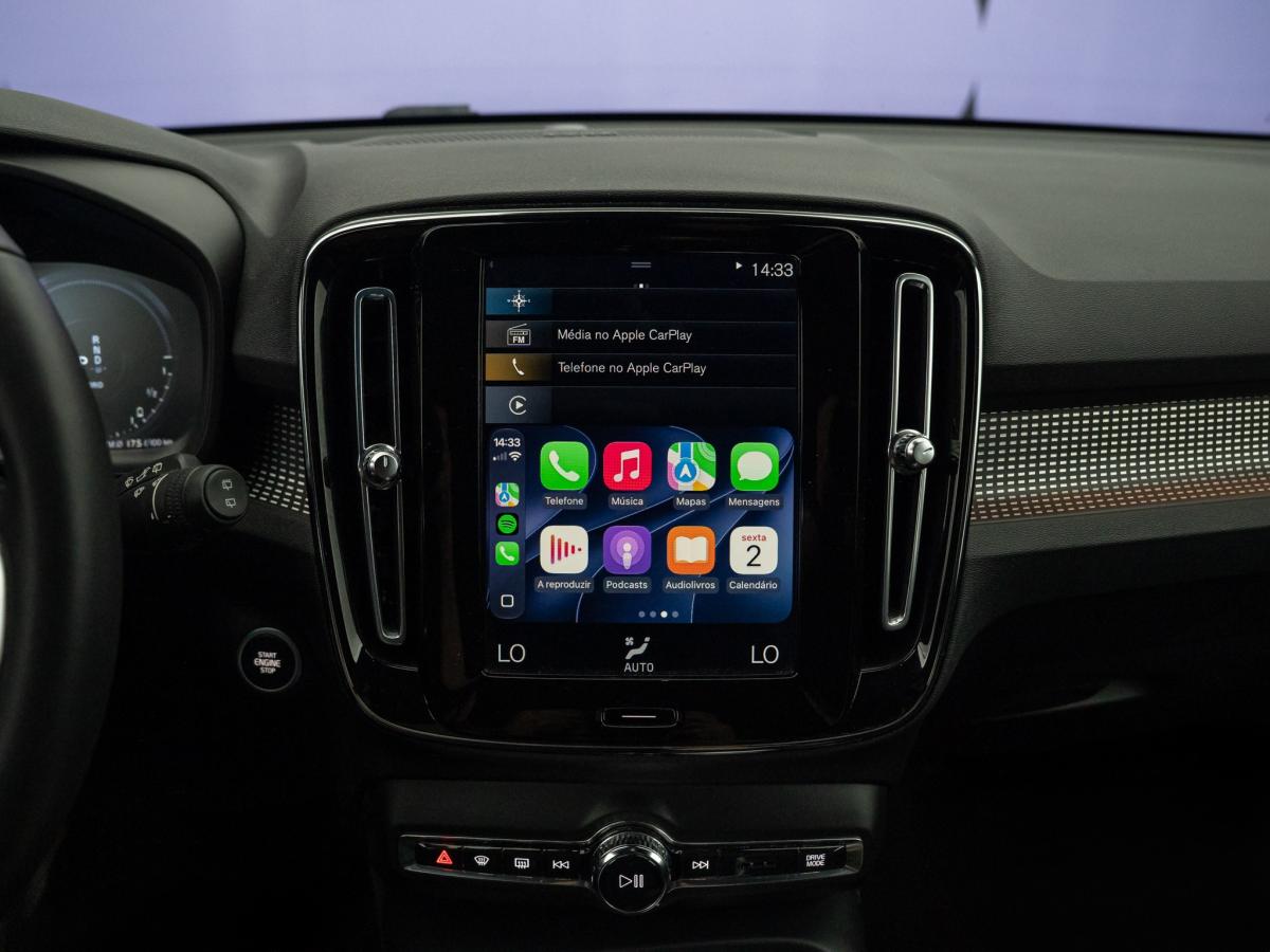 volvo-xc40-2022-hibrido-a-gasolina-1477cc