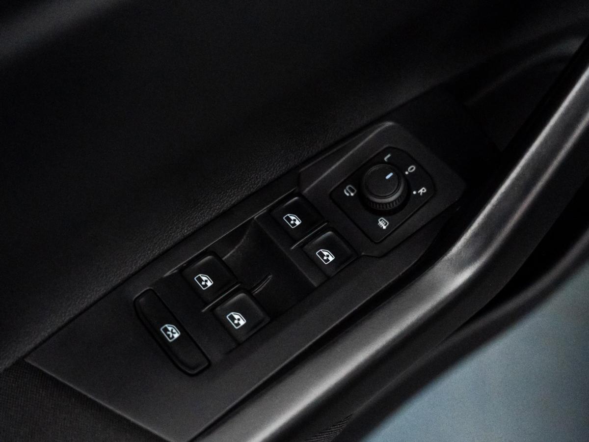 volkswagen-taigo-2024-gasolina-999cc