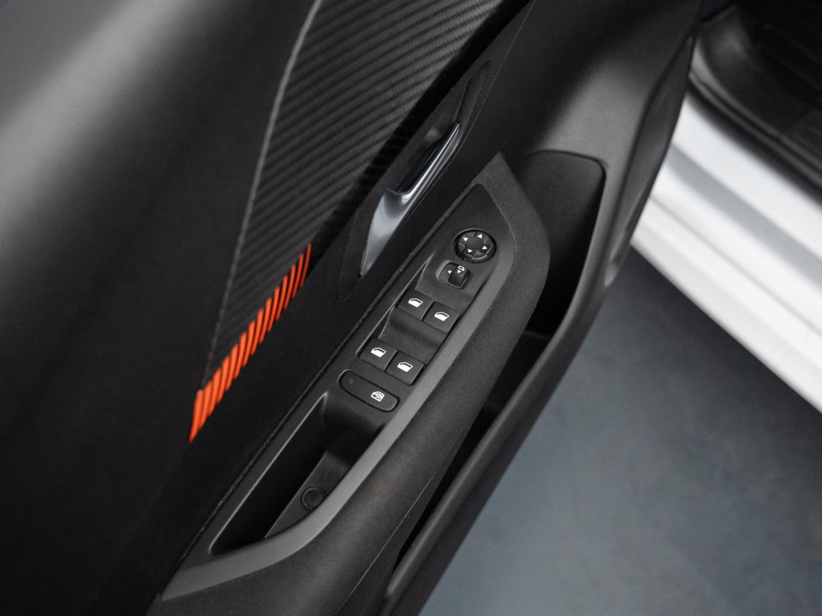 peugeot-208-2022-diesel-1499cc