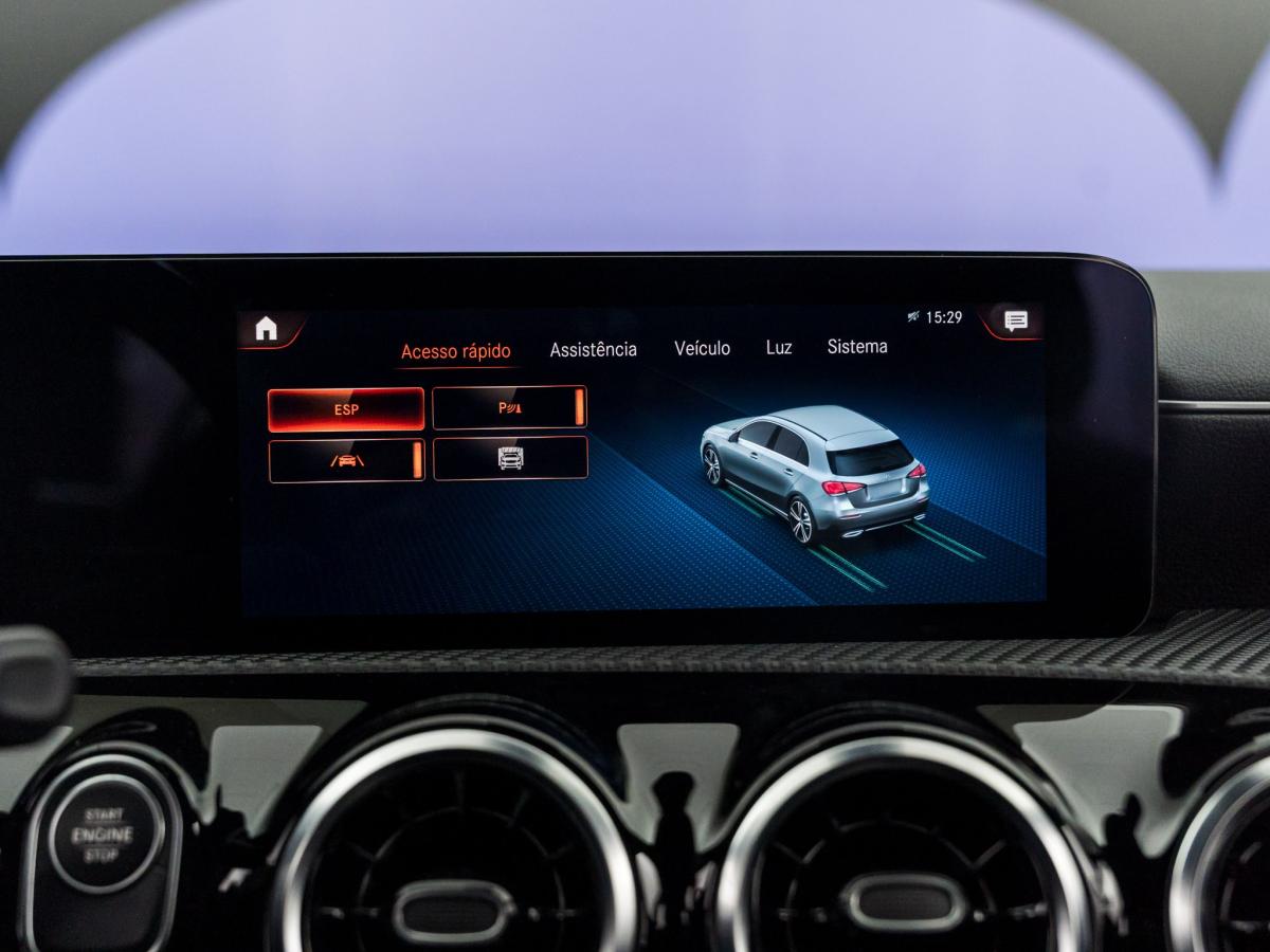 mercedes-benz-classe-a-2023-hibrido-a-gasolina-1332cc