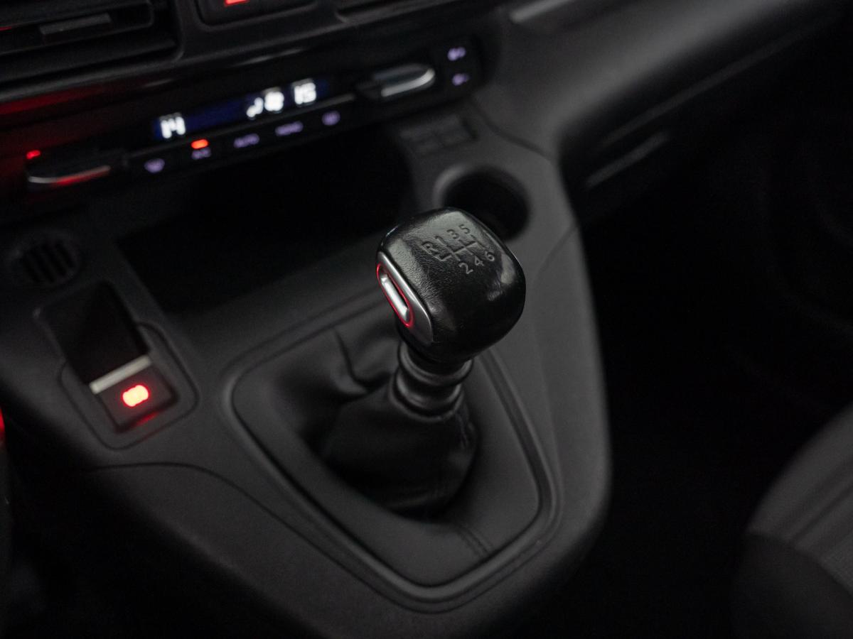 opel-combo-2022-diesel-1499cc