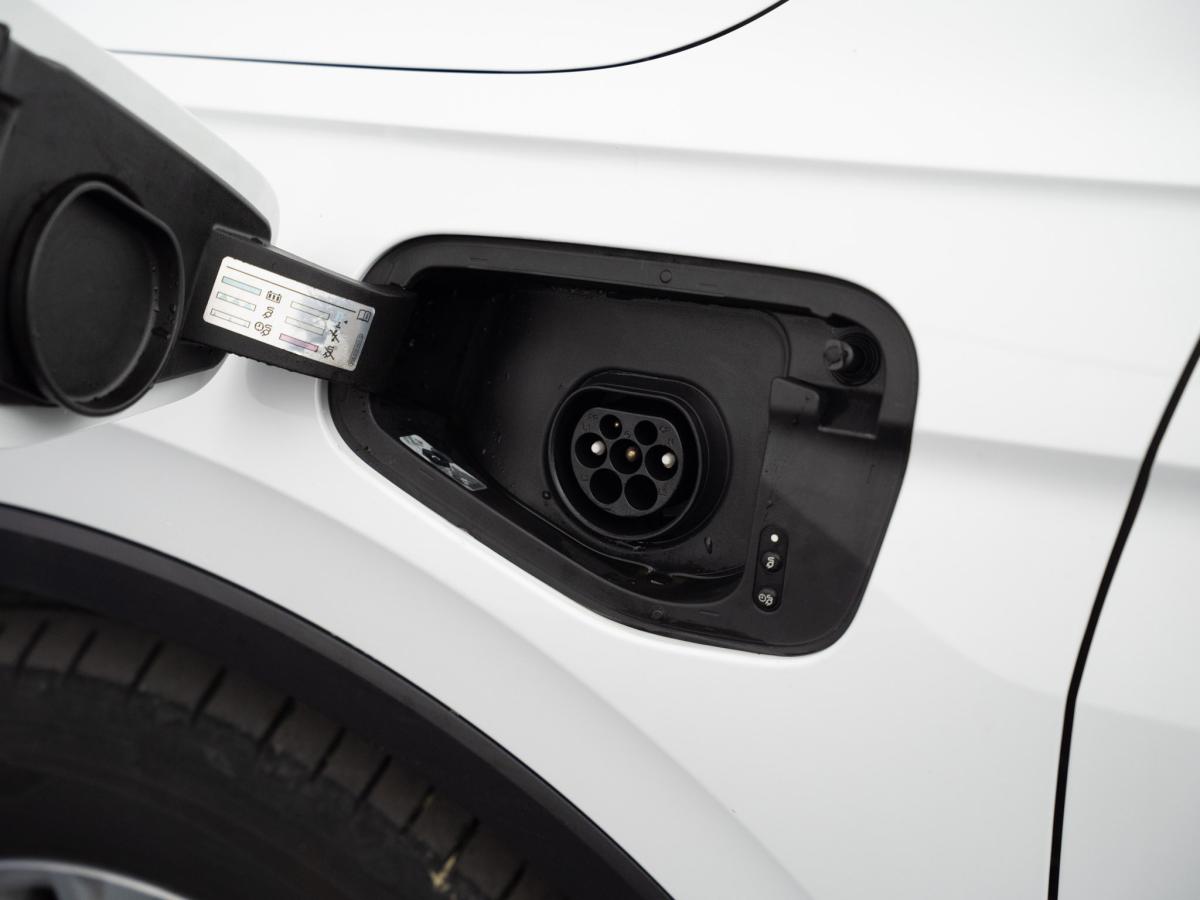 volkswagen-tiguan-2022-hibrido-a-gasolina-1395cc