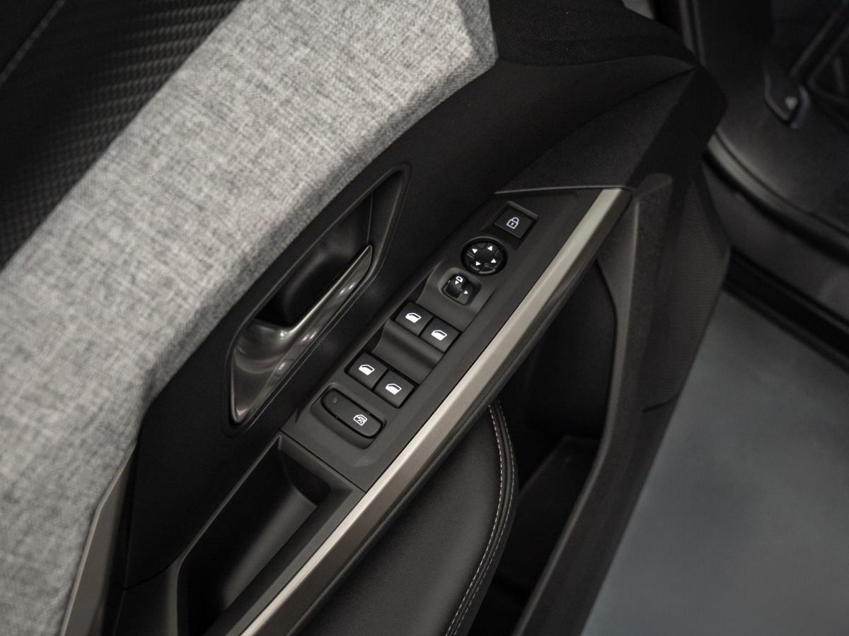 peugeot-3008-2025-hibrido-a-gasolina-1199cc