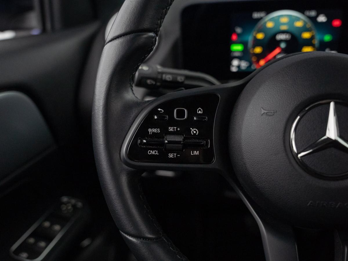 mercedes-benz-gla-2023-hibrido-a-gasolina-1332cc
