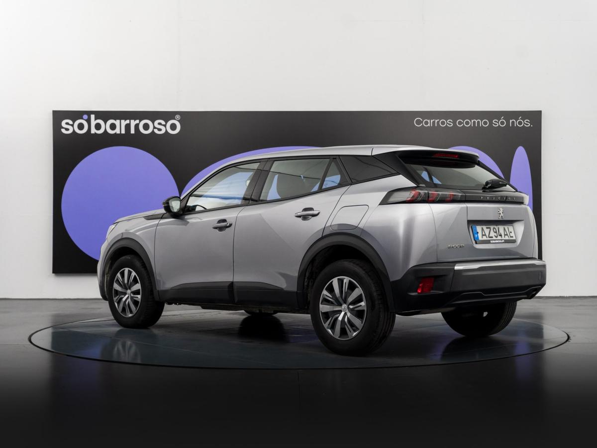 peugeot-2008-2023-gasolina-1199cc