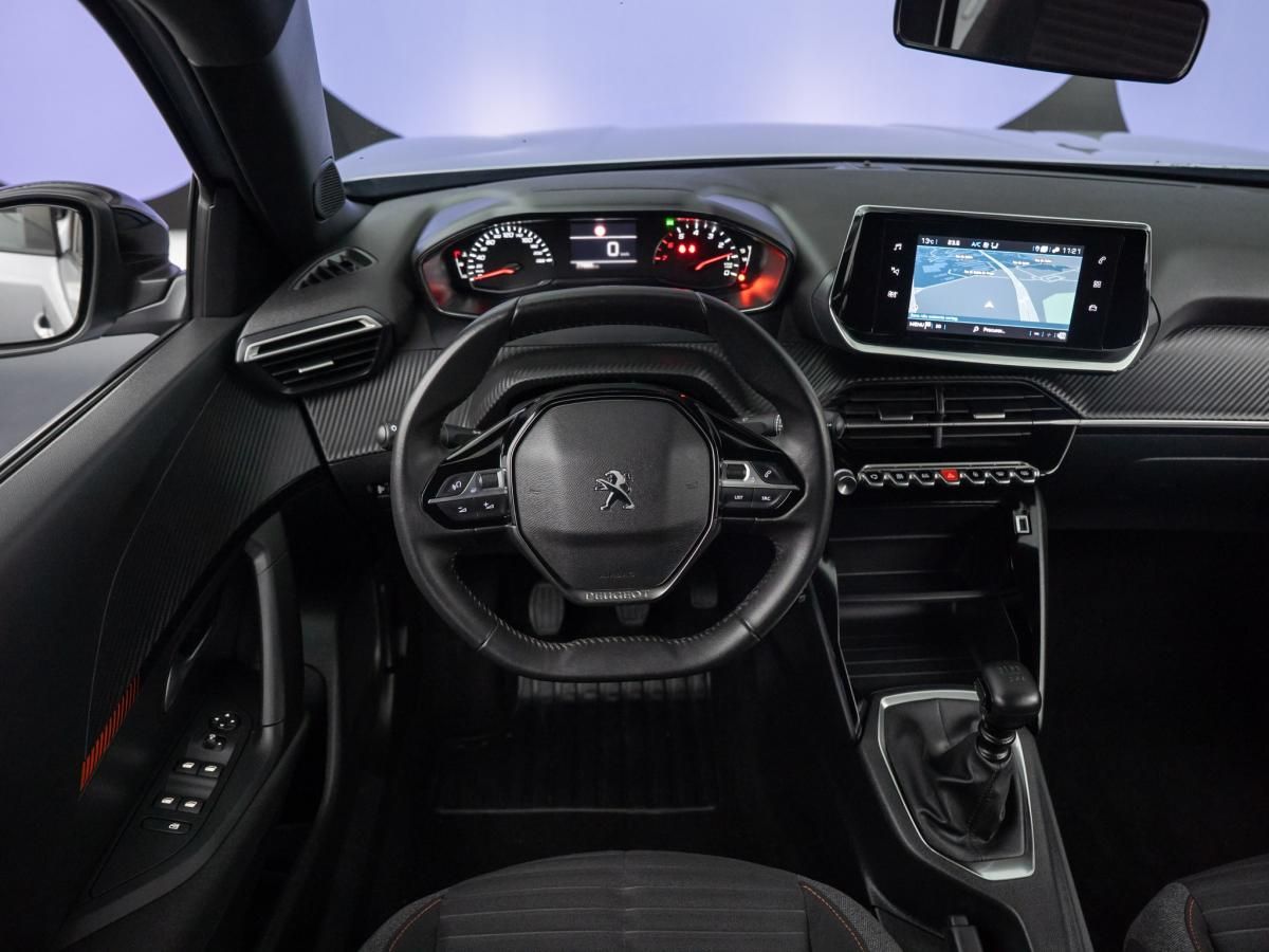 peugeot-2008-2023-gasolina-1199cc