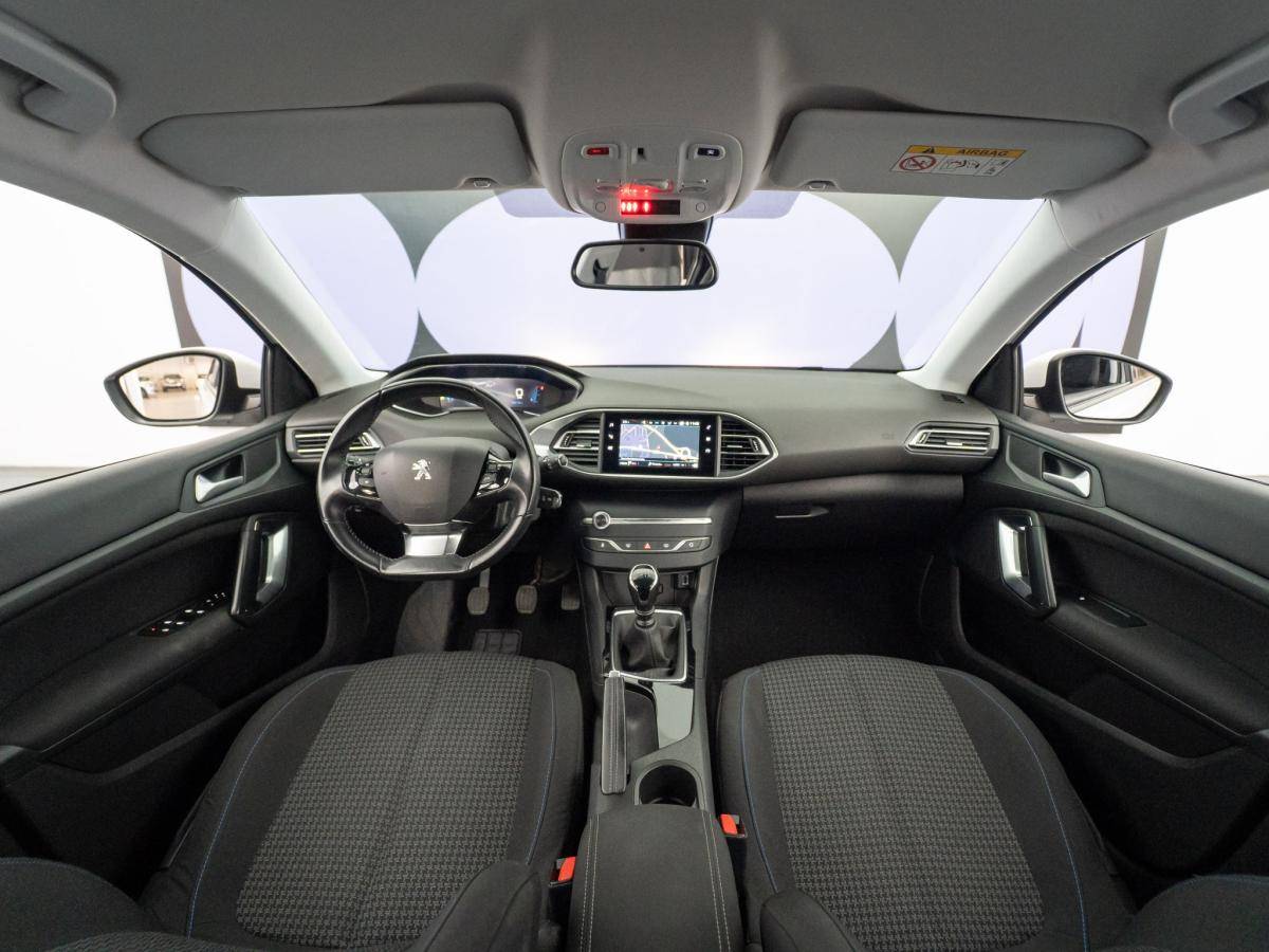 peugeot-308-sw-2021-diesel-1499cc