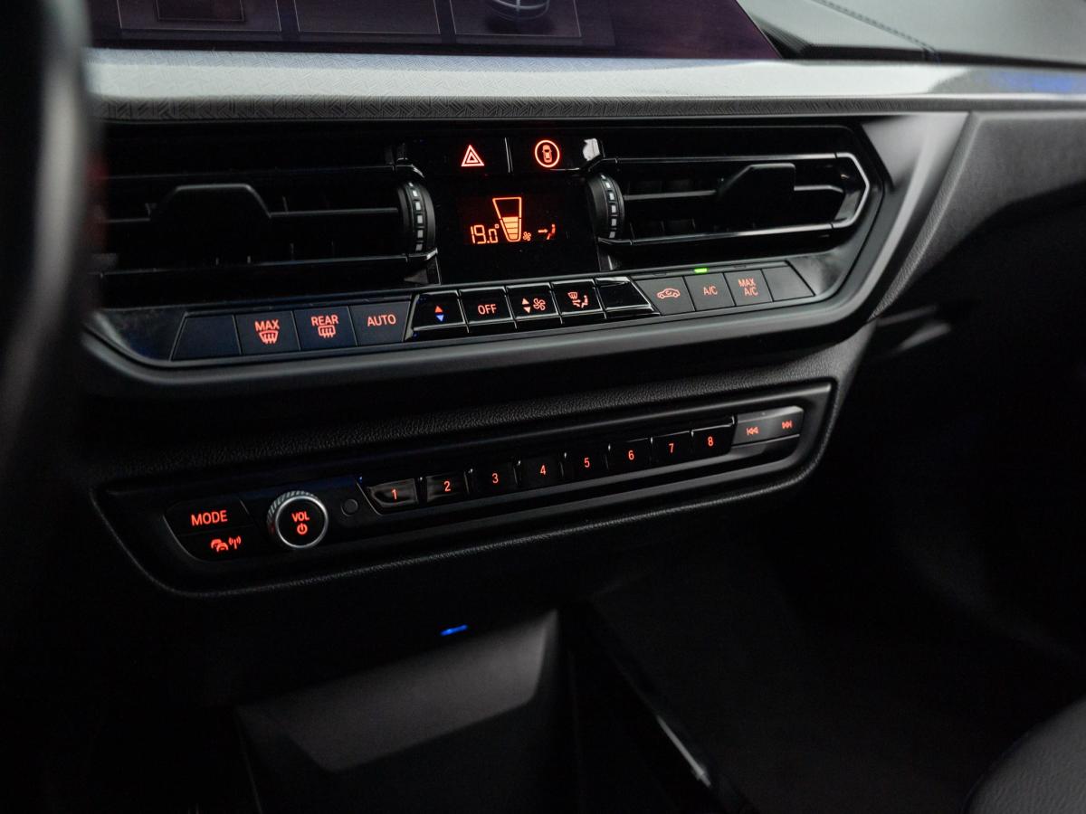 bmw-serie-1-2021-gasolina-1499cc