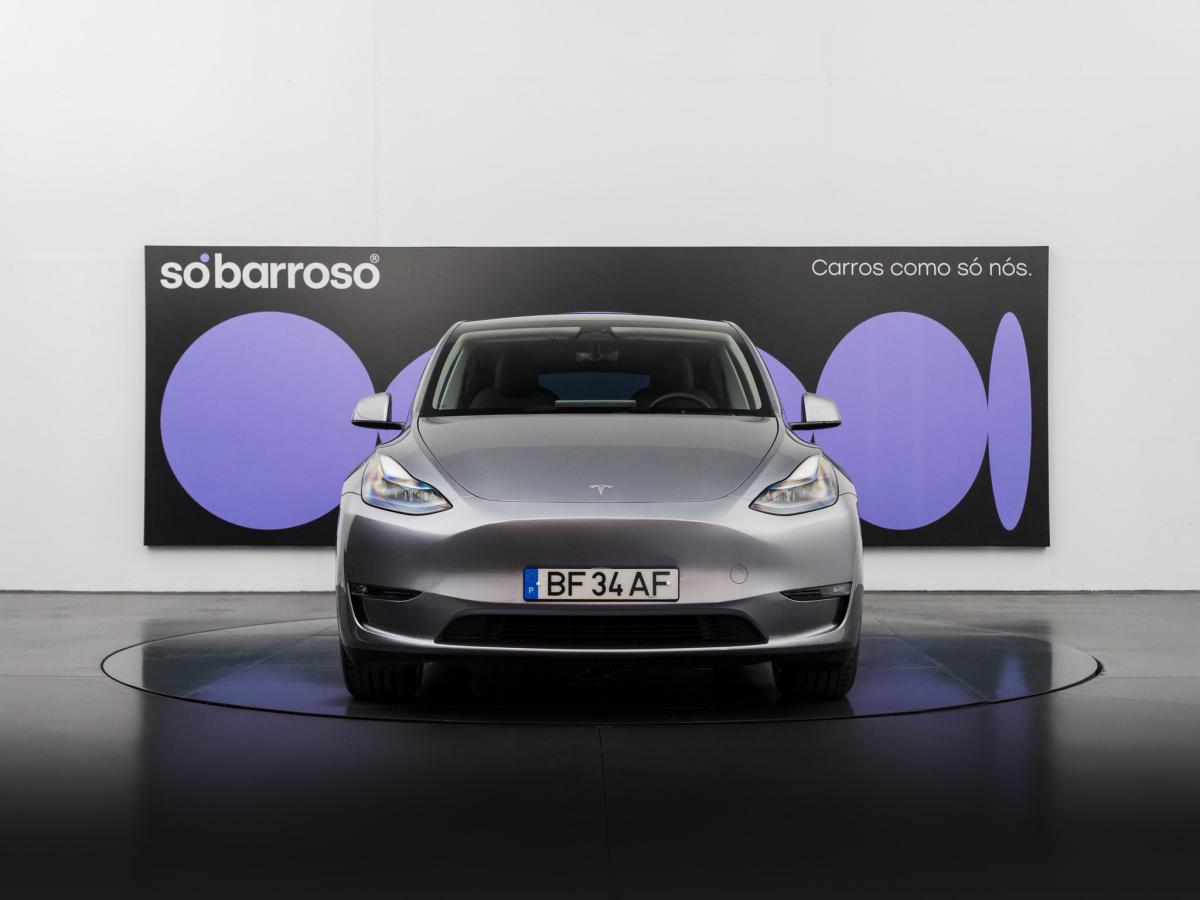 tesla-model-y-2023-eletrico-500cc