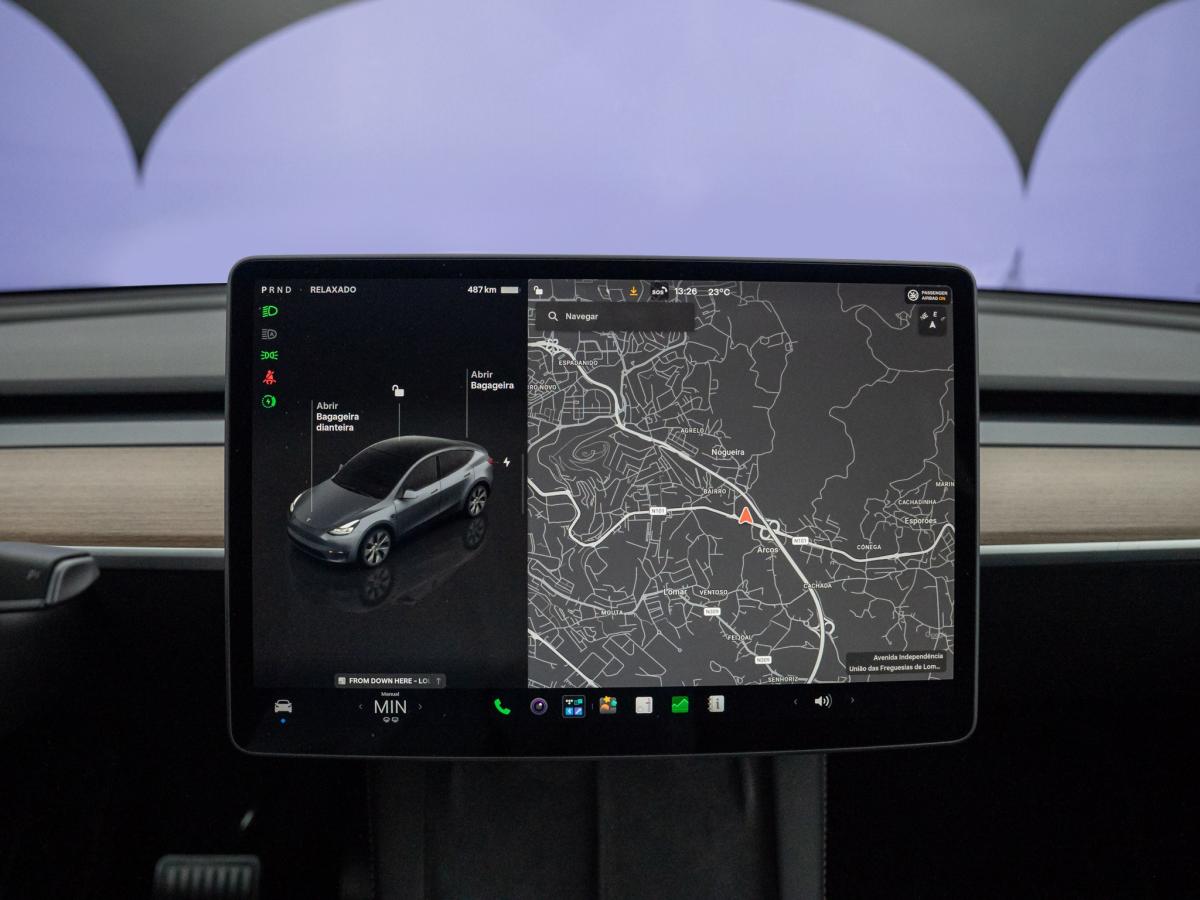 tesla-model-y-2023-eletrico-500cc