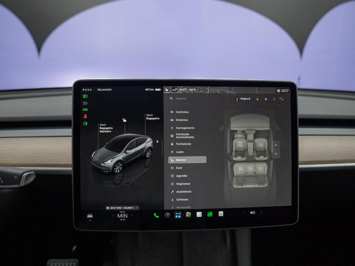 tesla-model-y-2023-eletrico-500cc