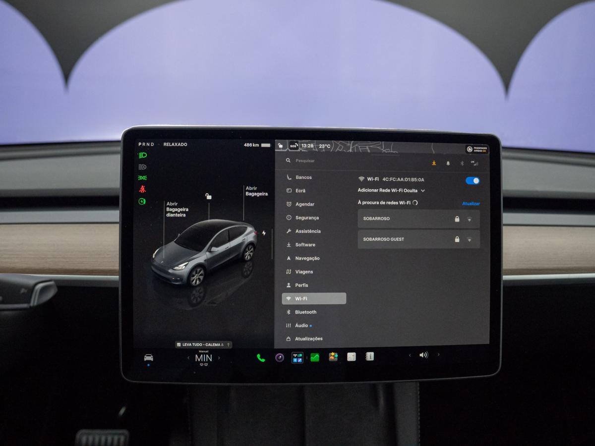 tesla-model-y-2023-eletrico-500cc