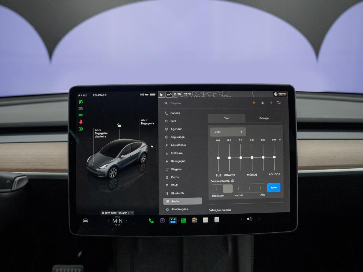 tesla-model-y-2023-eletrico-500cc