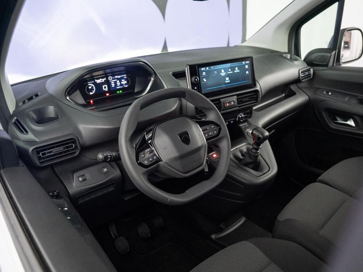 peugeot-partner-2025-diesel-1499cc