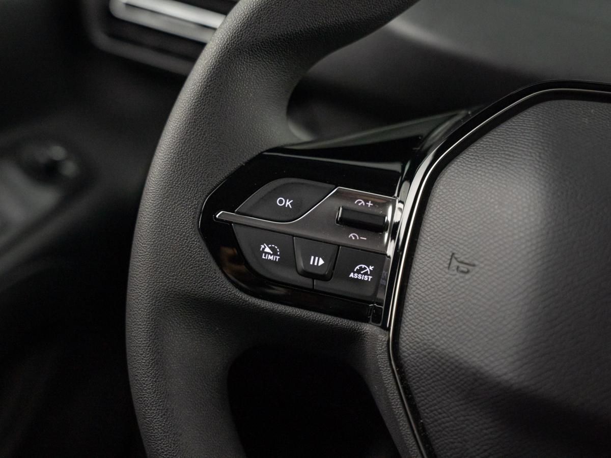 peugeot-partner-2025-diesel-1499cc