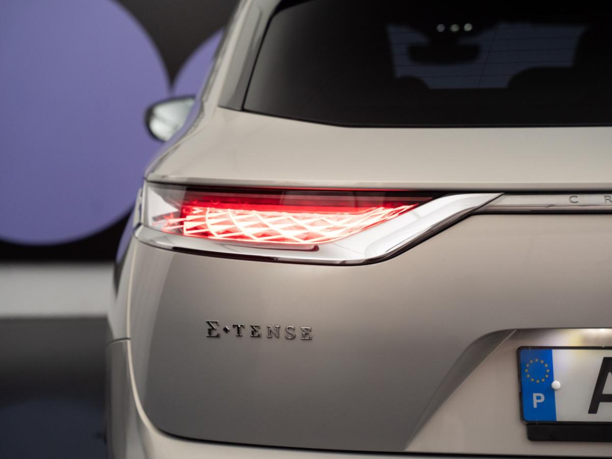 ds-ds-7-crossback-2022-hibrido-a-gasolina-1598cc