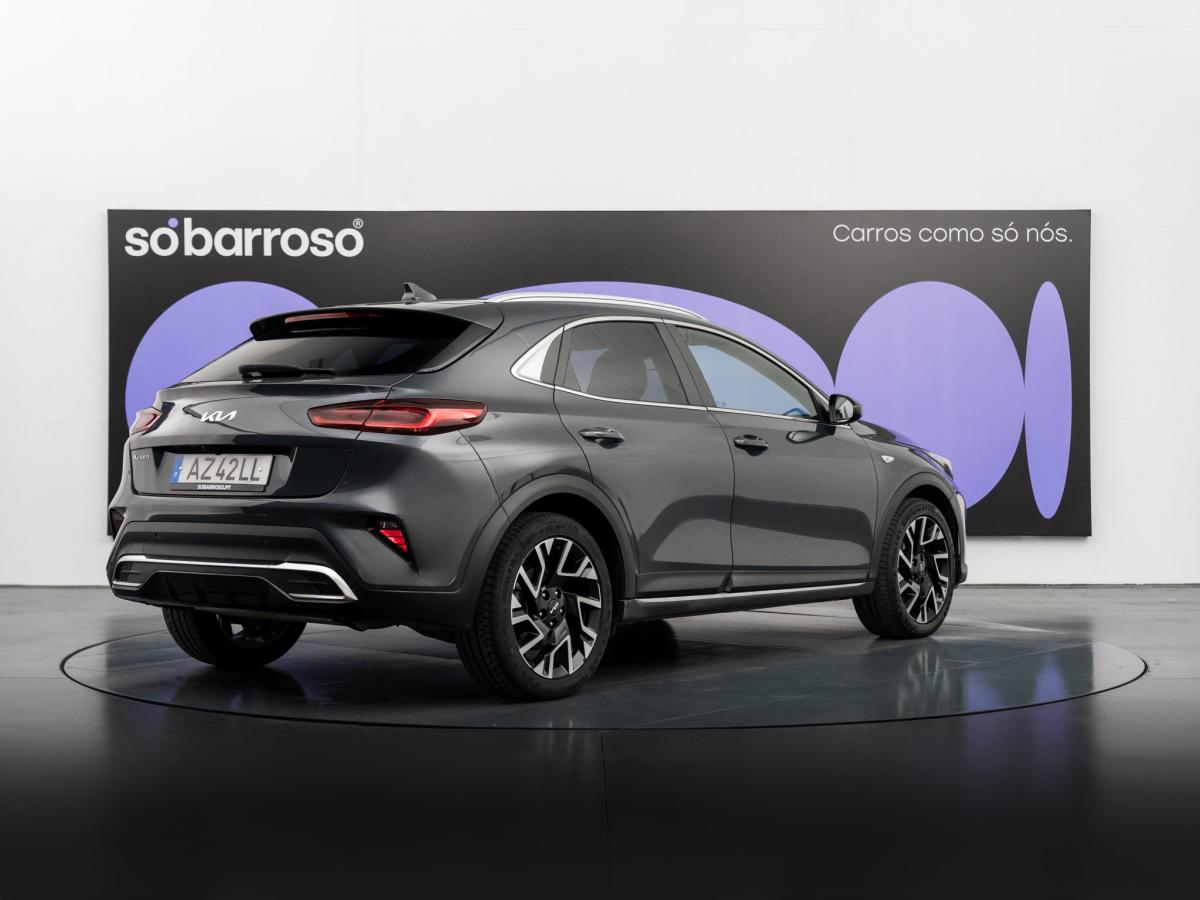 kia-xceed-2023-gasolina-998cc