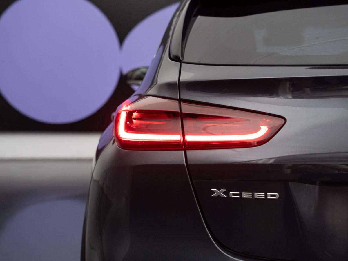 kia-xceed-2023-gasolina-998cc