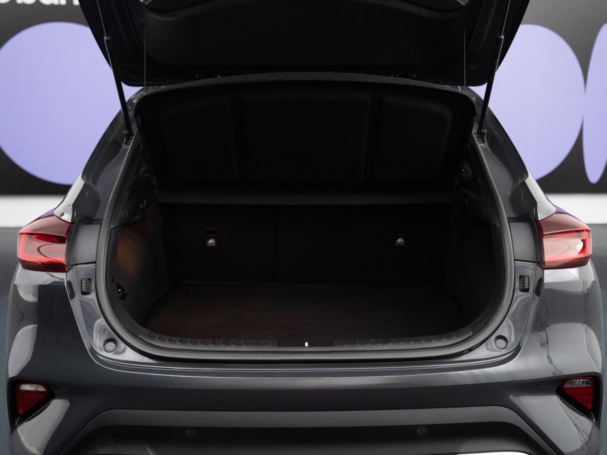 kia-xceed-2023-gasolina-998cc
