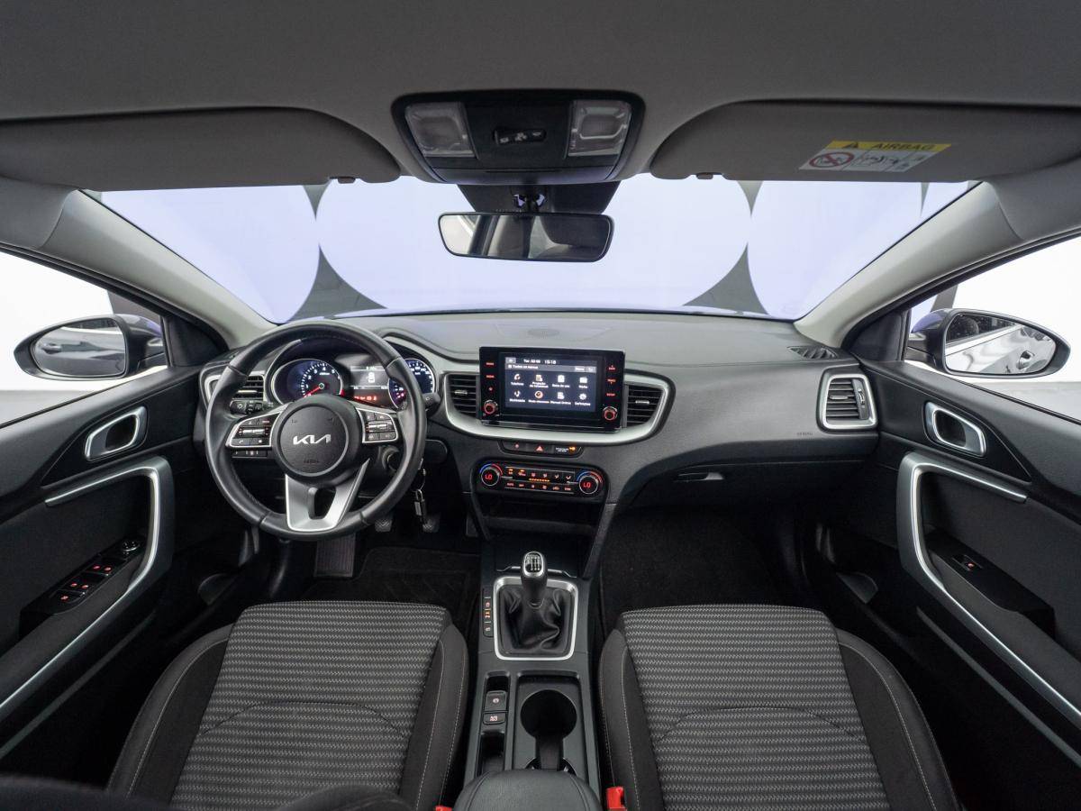 kia-xceed-2023-gasolina-998cc