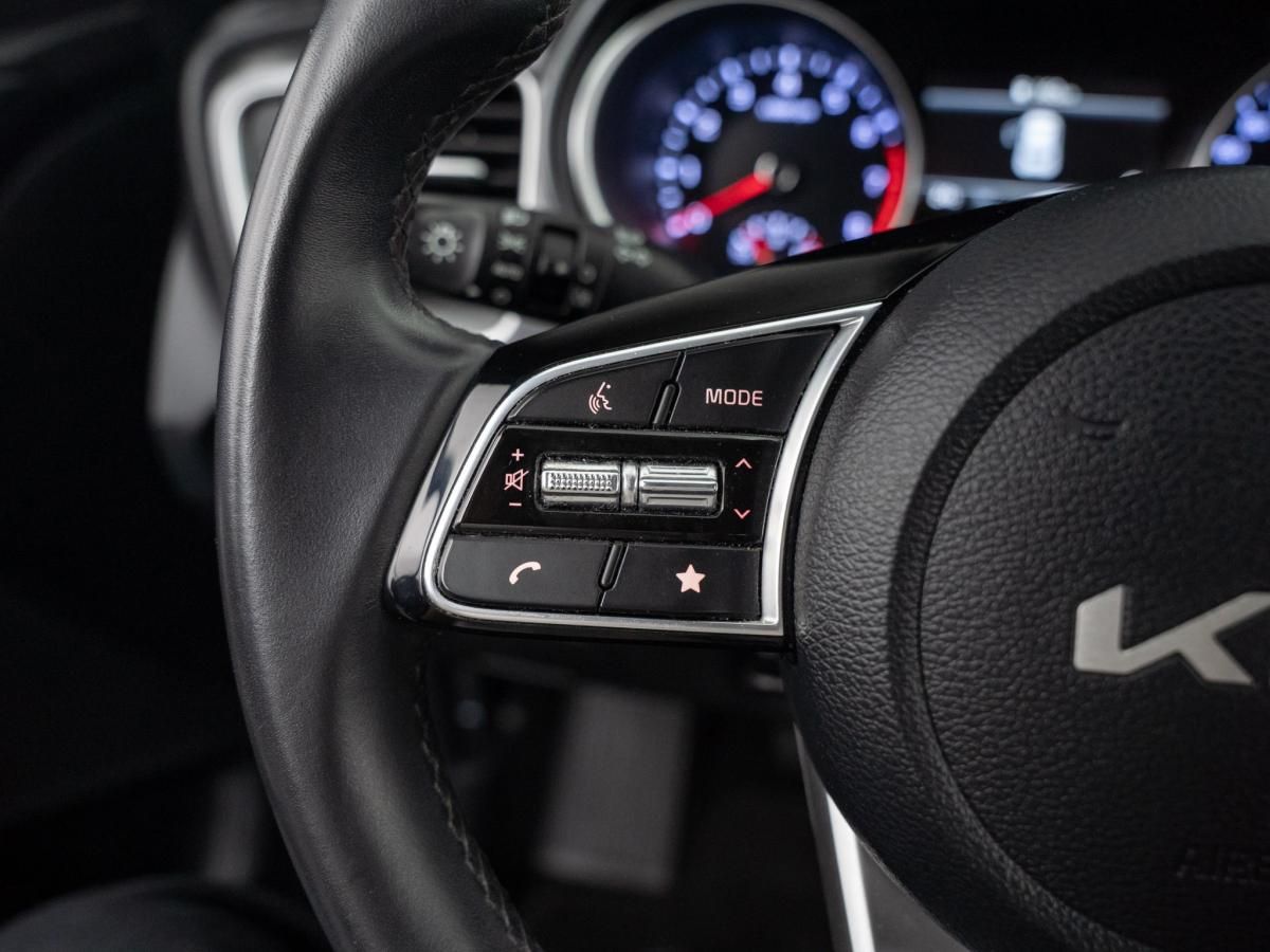 kia-xceed-2023-gasolina-998cc