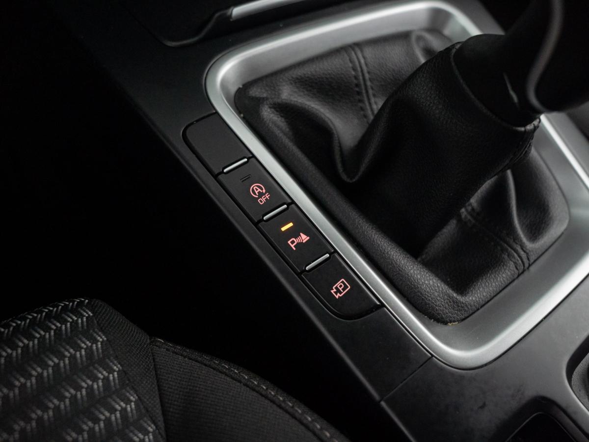 kia-xceed-2023-gasolina-998cc