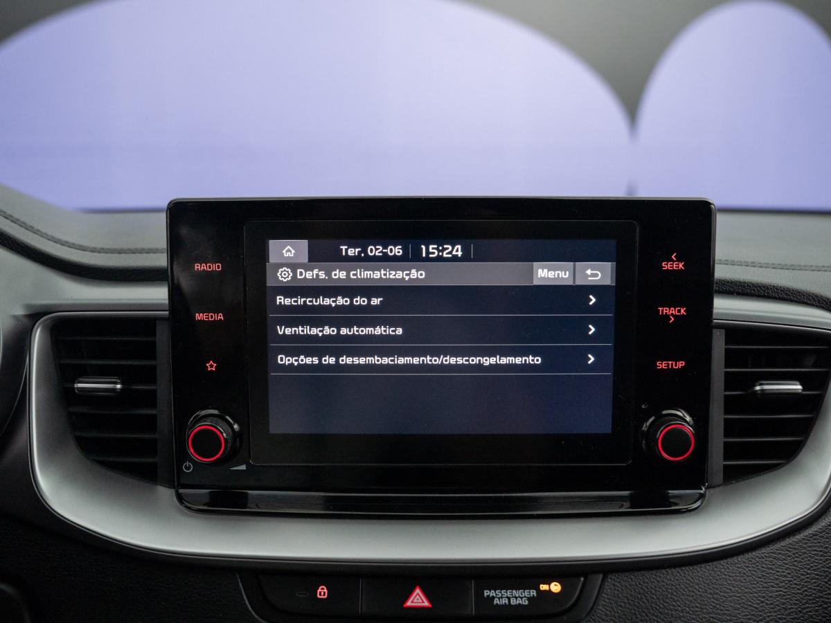 kia-xceed-2023-gasolina-998cc