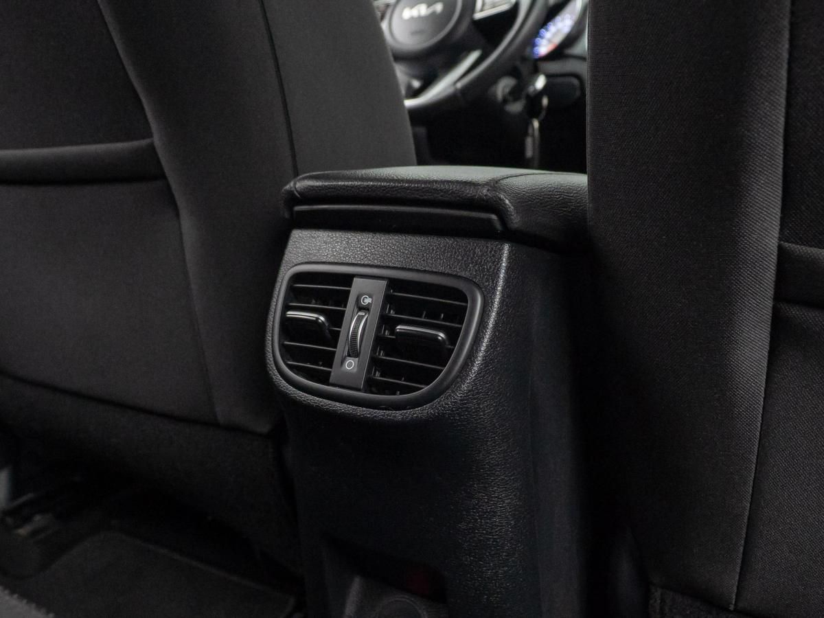 kia-xceed-2023-gasolina-998cc