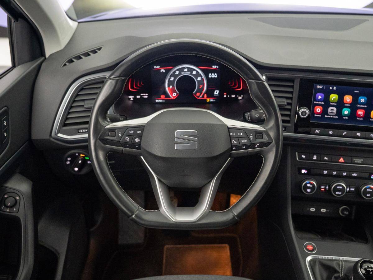seat-ateca-2023-gasolina-999cc