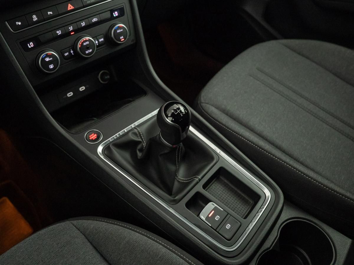 seat-ateca-2023-gasolina-999cc