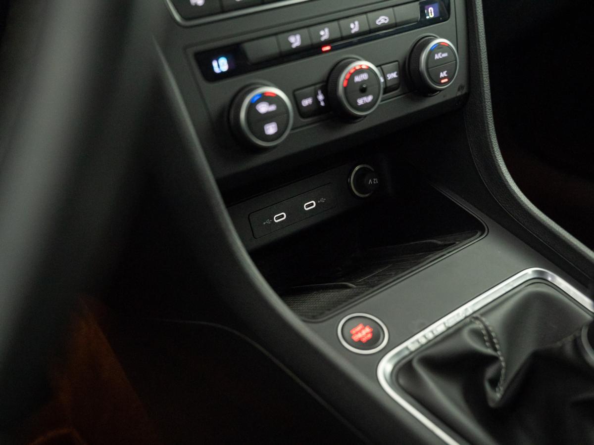 seat-ateca-2023-gasolina-999cc