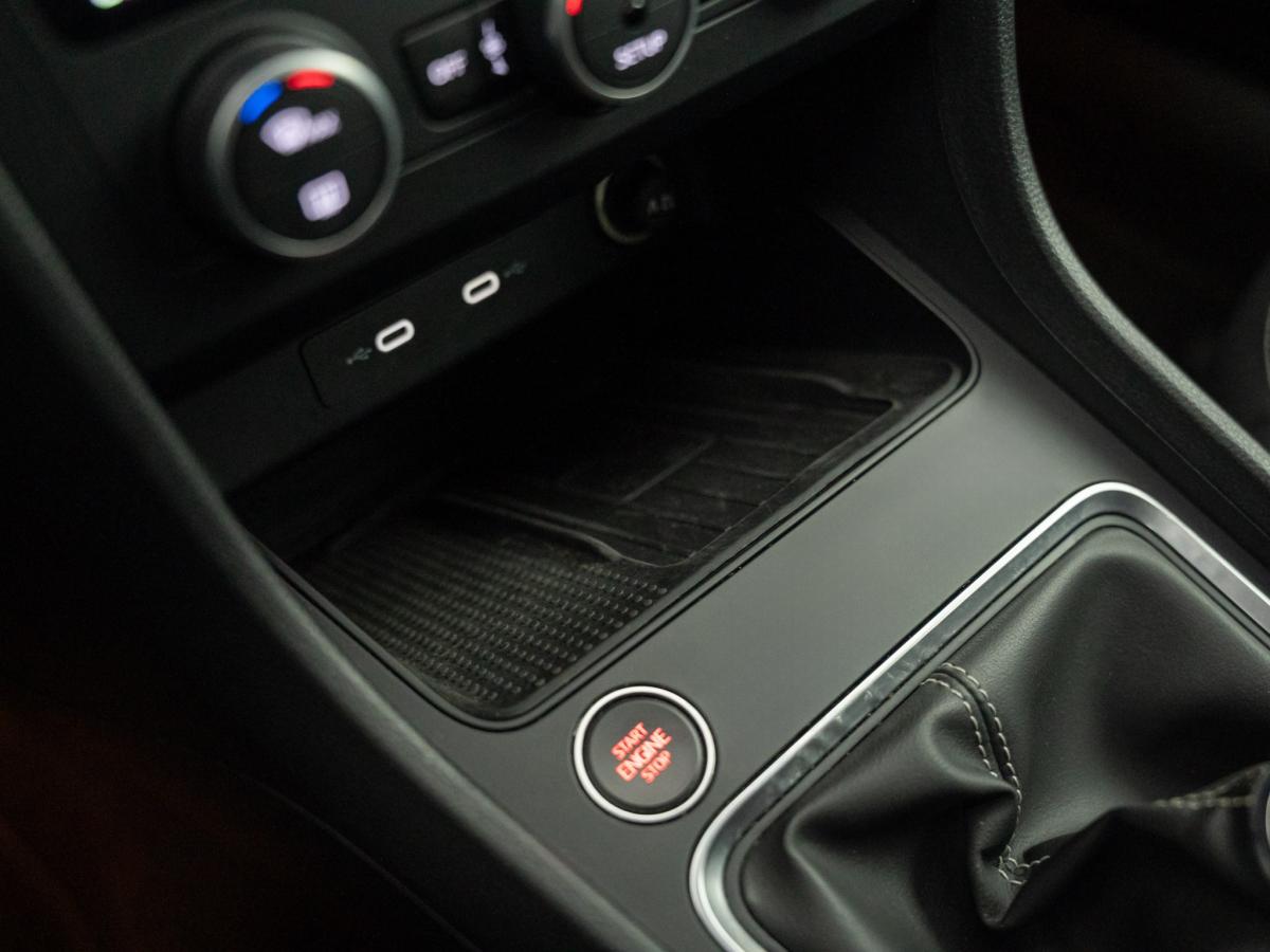 seat-ateca-2023-gasolina-999cc