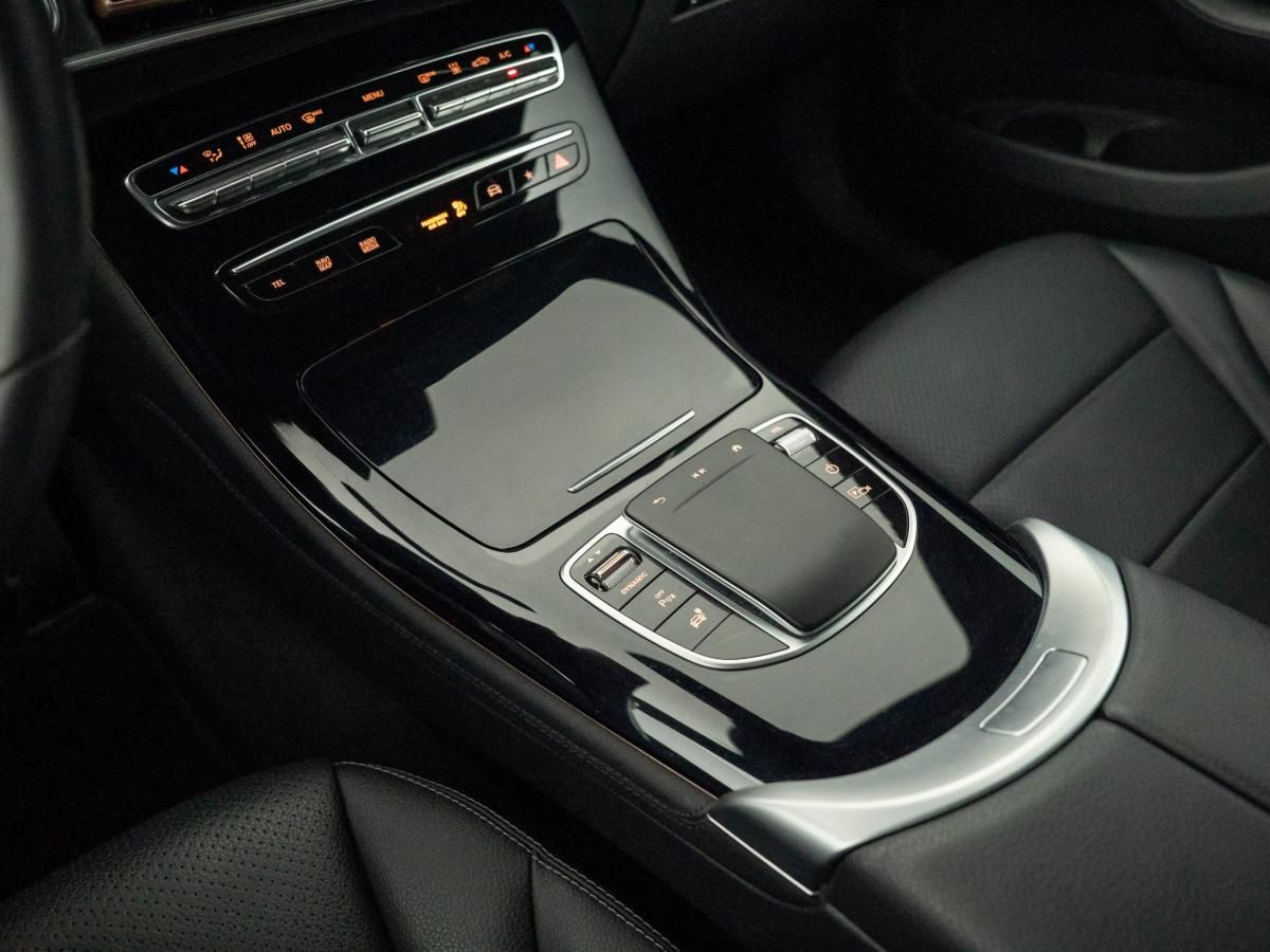 mercedes-benz-eqc-2022-eletrico-0cc