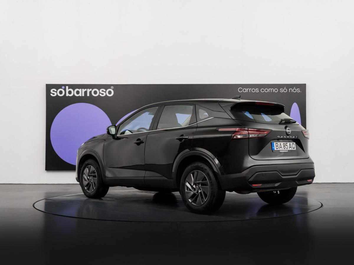 nissan-qashqai-2023-hibrido-a-gasolina-1332cc