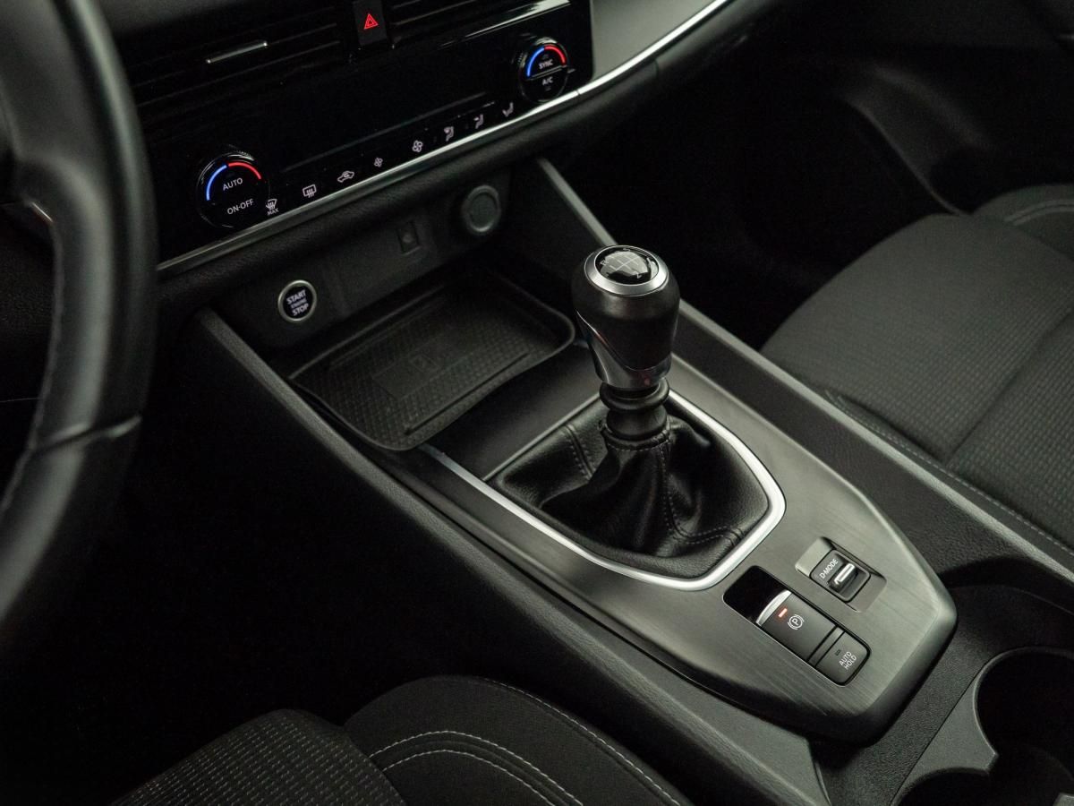 nissan-qashqai-2023-hibrido-a-gasolina-1332cc