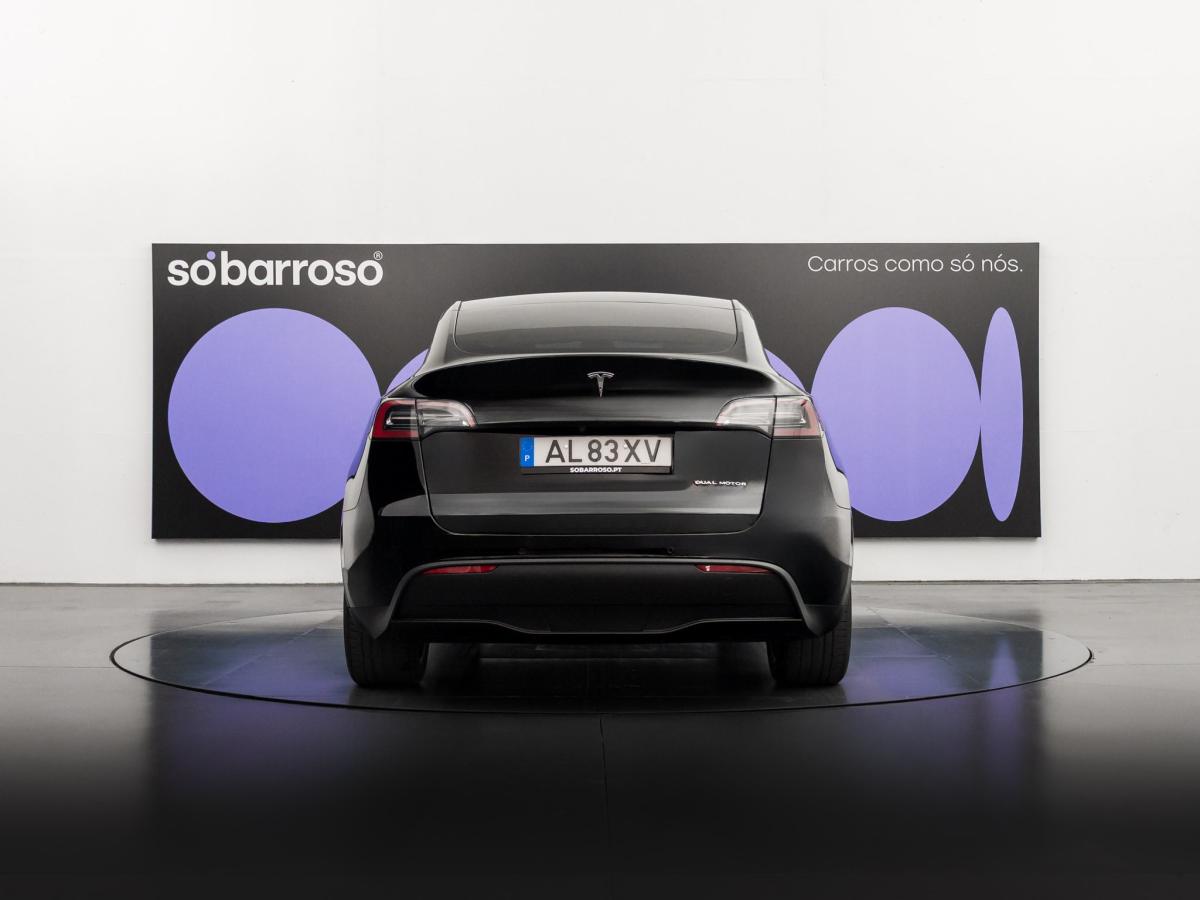 tesla-model-y-2021-eletrico-500cc