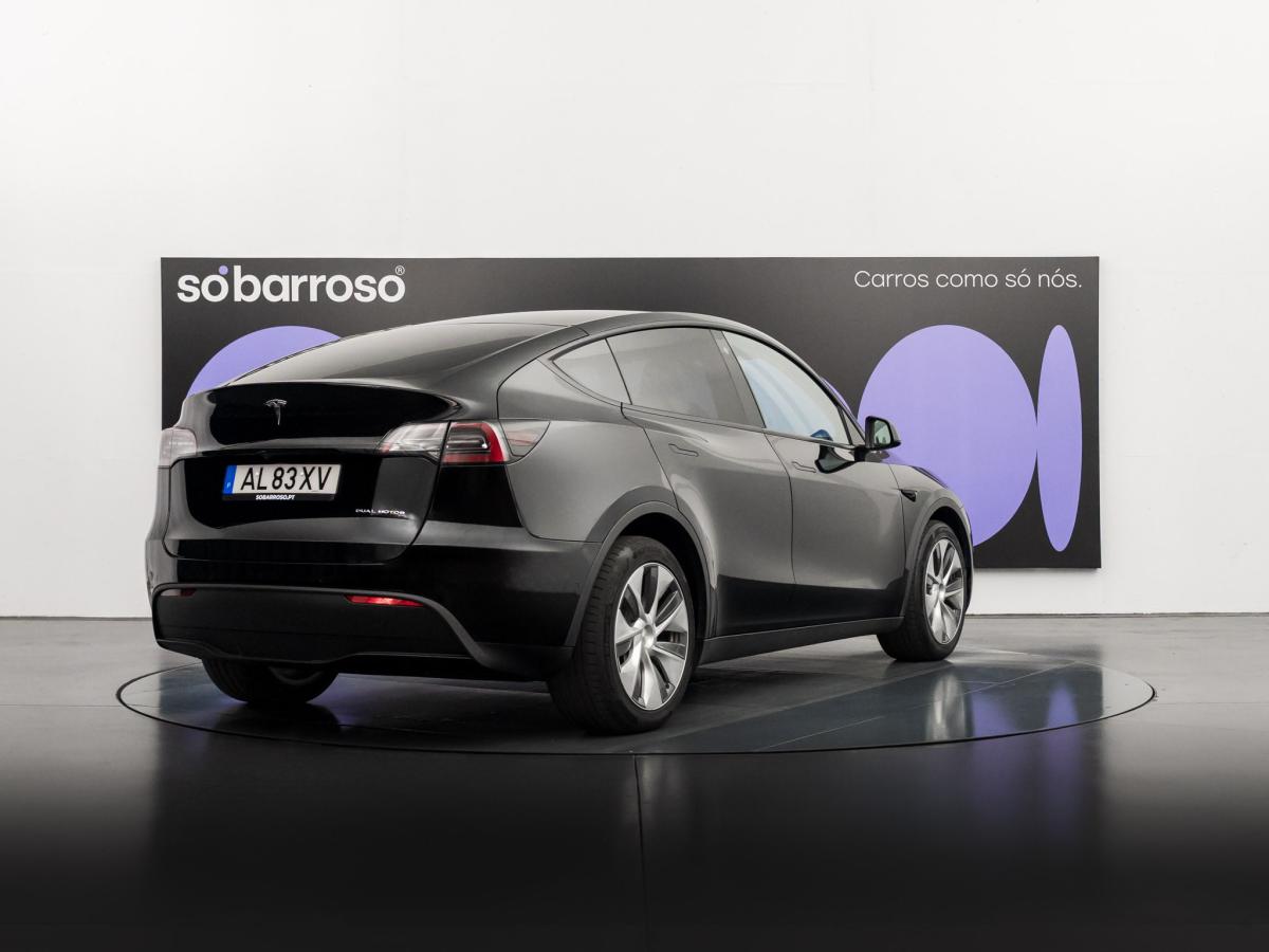 tesla-model-y-2021-eletrico-500cc
