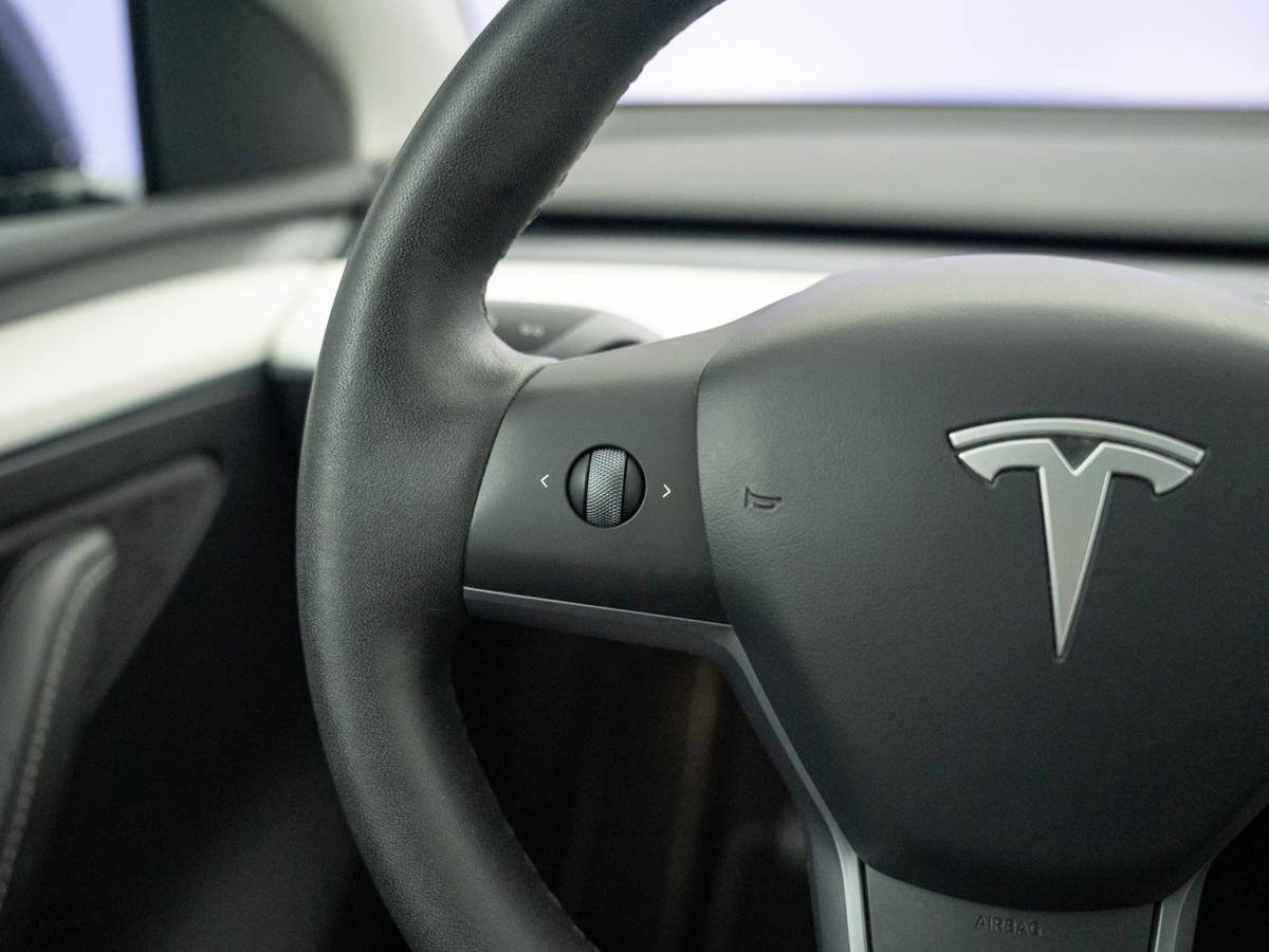 tesla-model-y-2021-eletrico-500cc