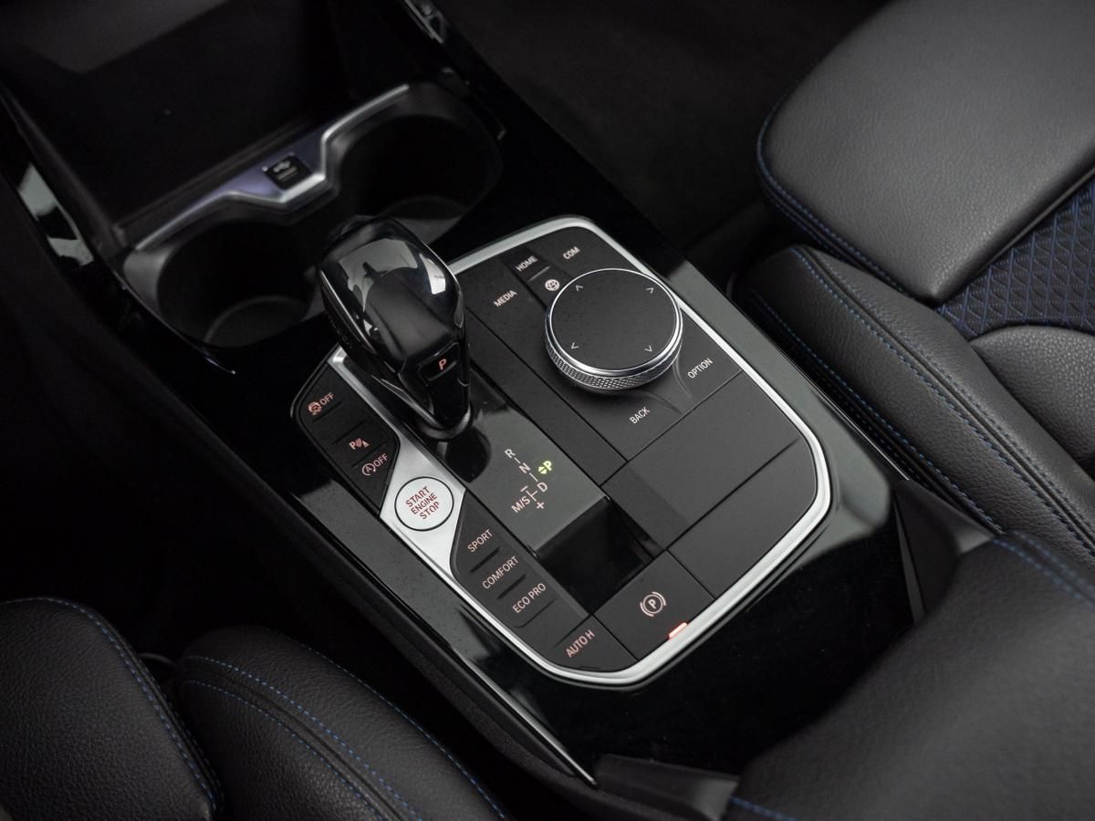 bmw-serie-1-2021-gasolina-1499cc