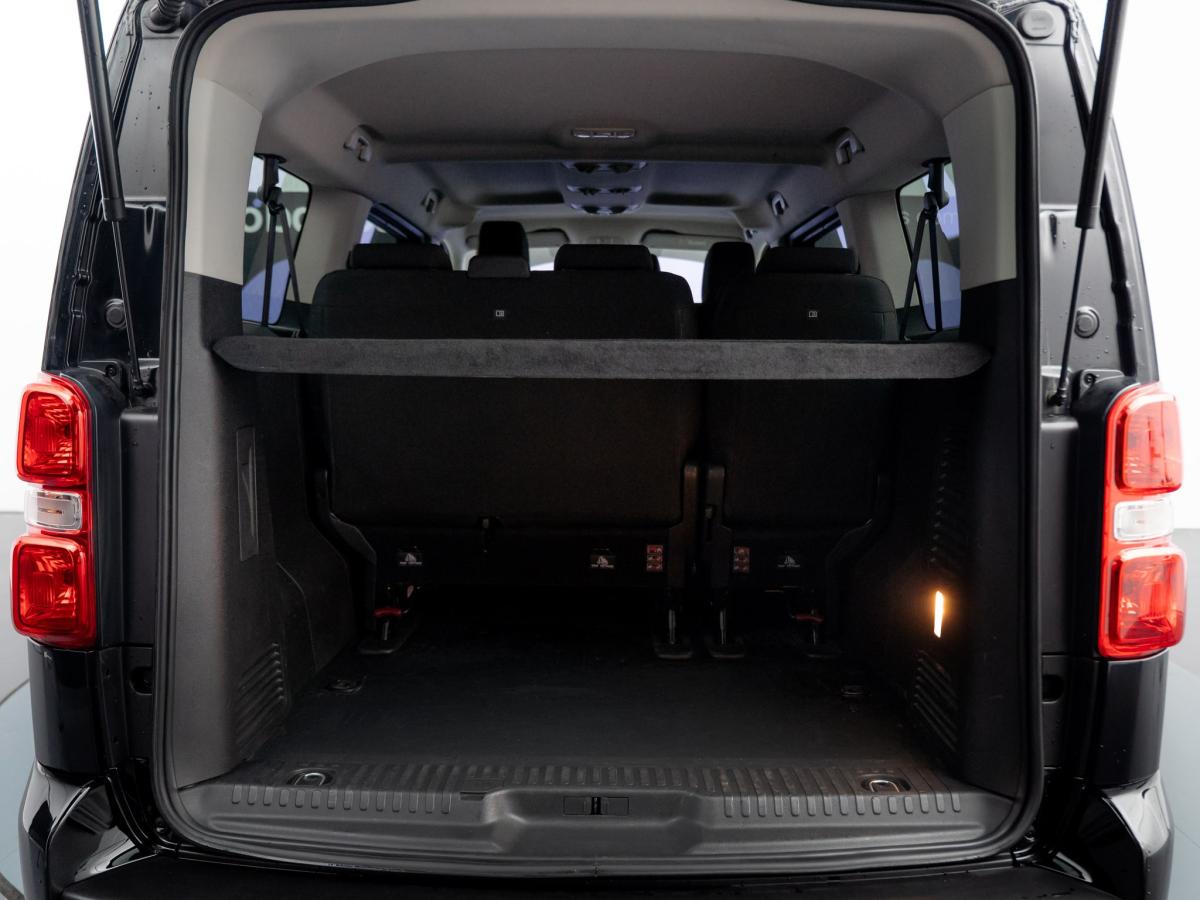 peugeot-traveller-2022-diesel-1499cc