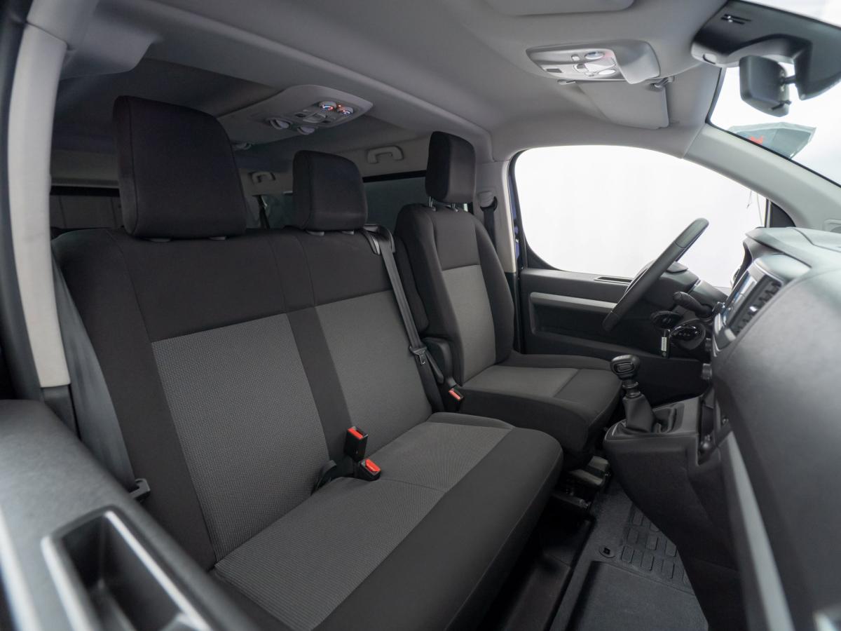peugeot-traveller-2022-diesel-1499cc