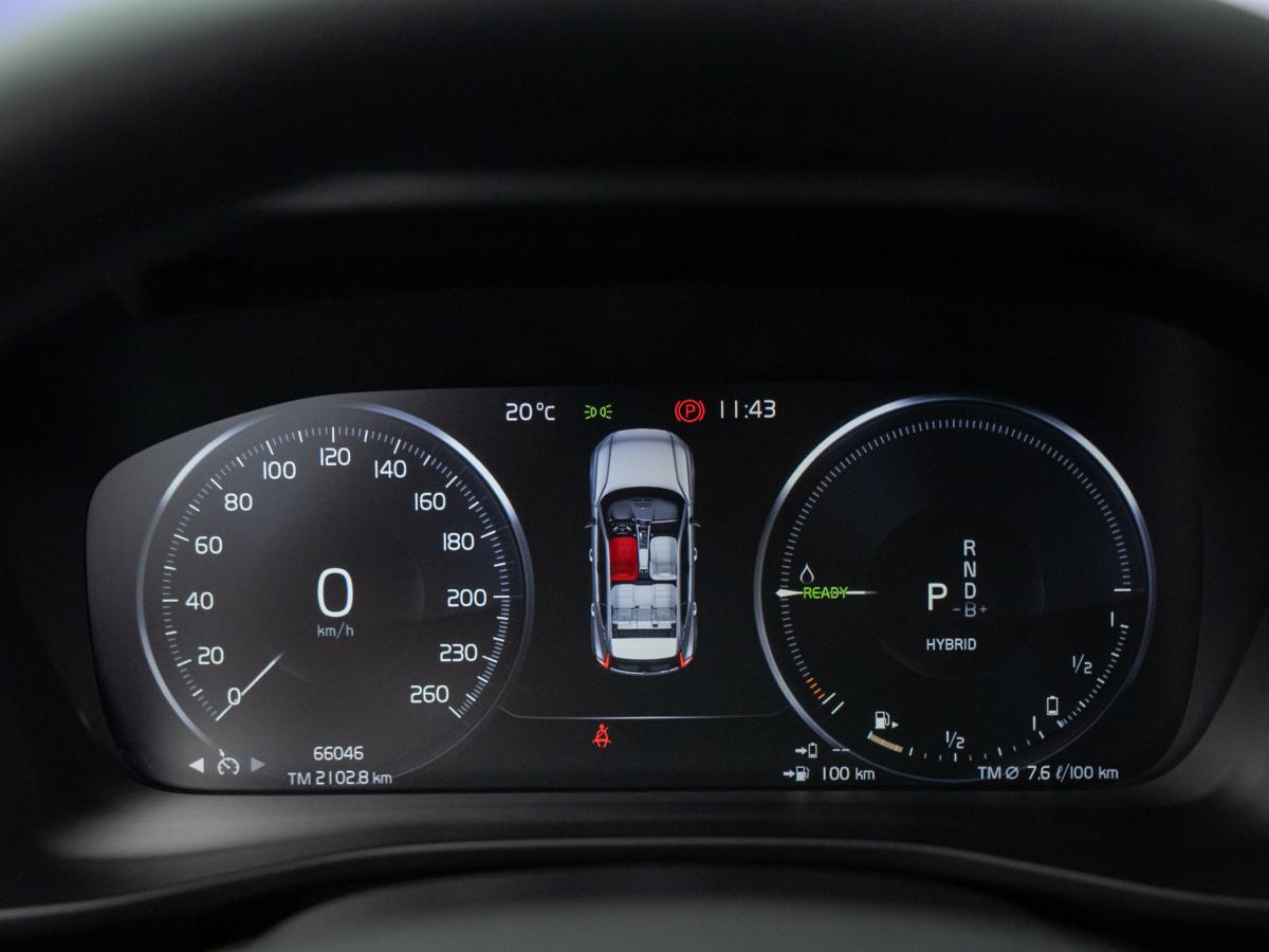 volvo-xc40-2021-hibrido-a-gasolina-1477cc