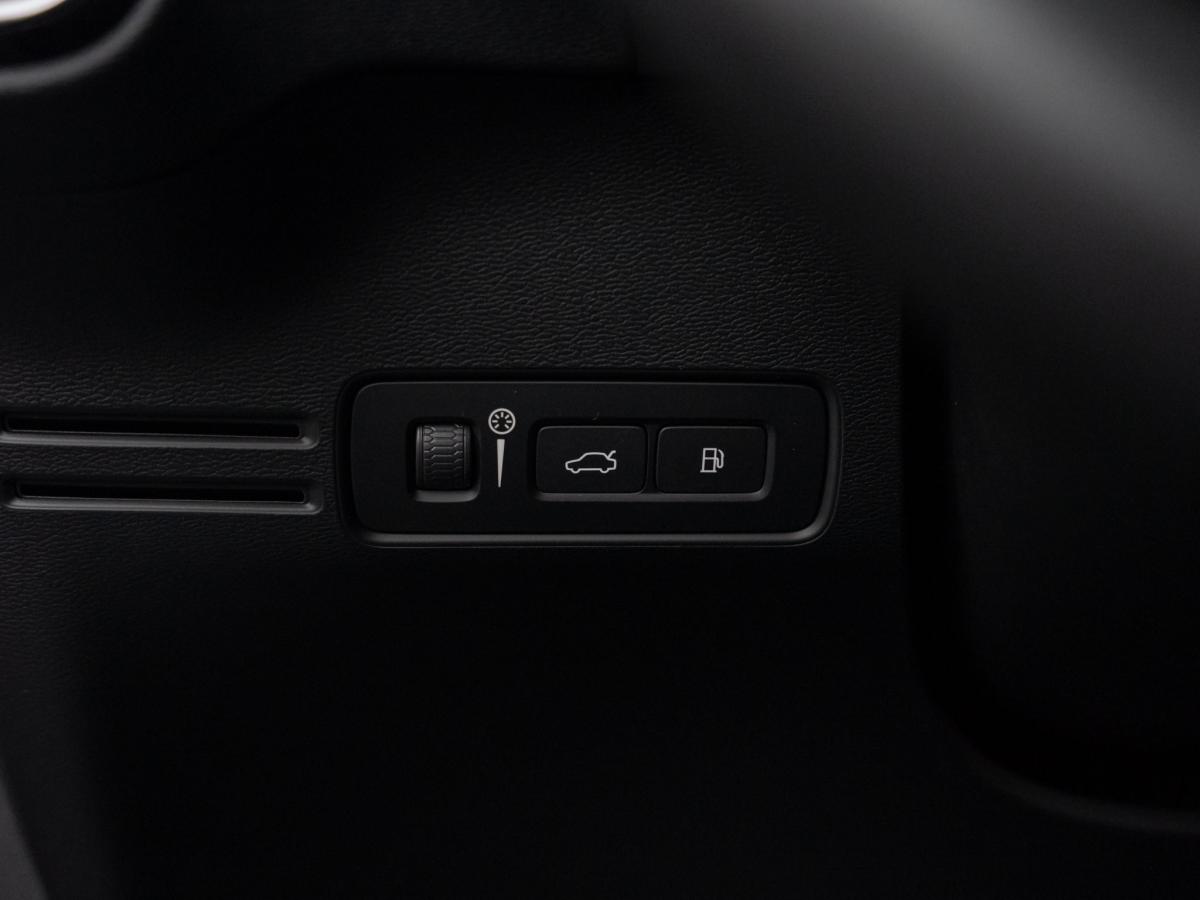 volvo-xc40-2021-hibrido-a-gasolina-1477cc