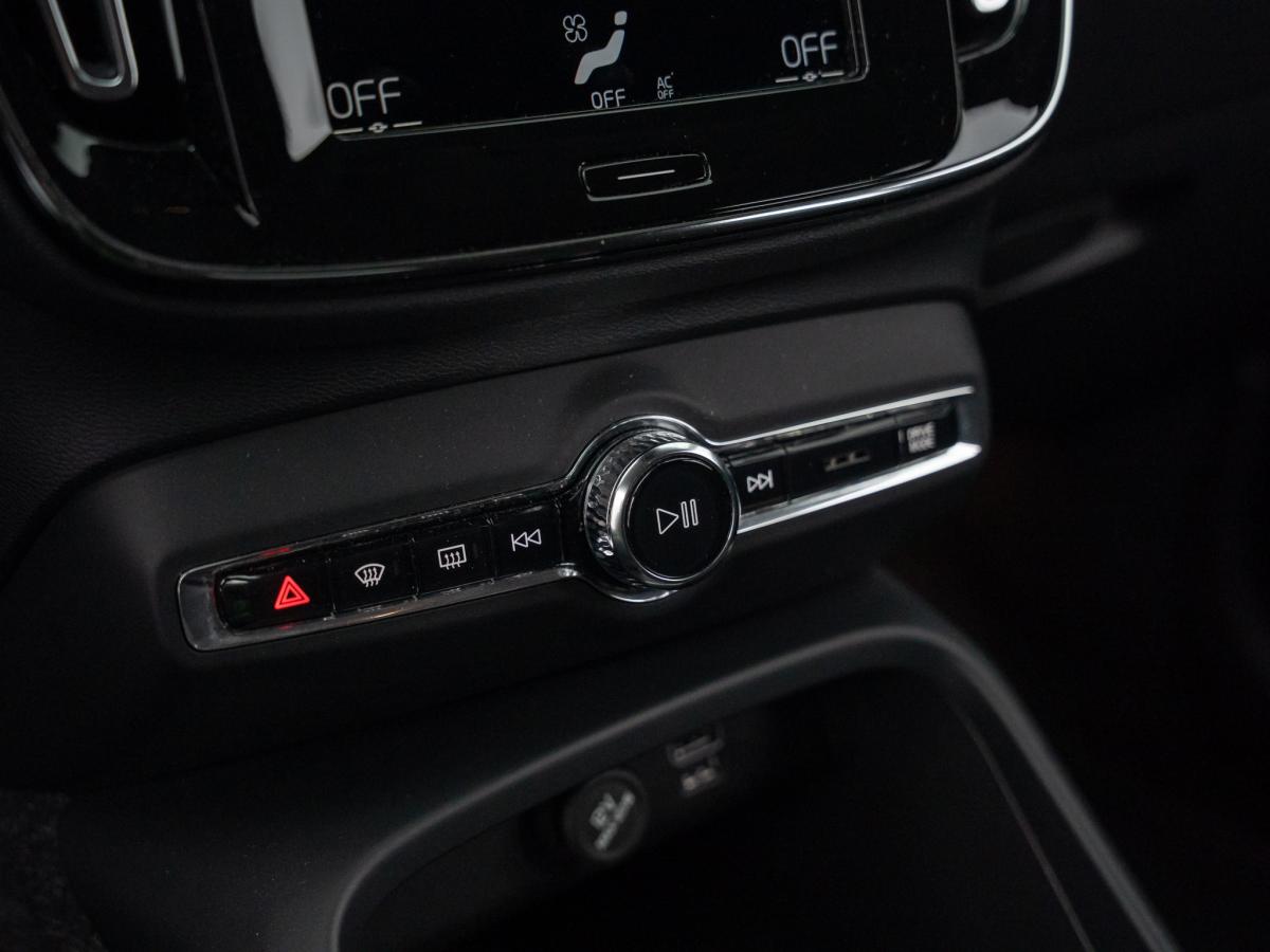 volvo-xc40-2021-hibrido-a-gasolina-1477cc
