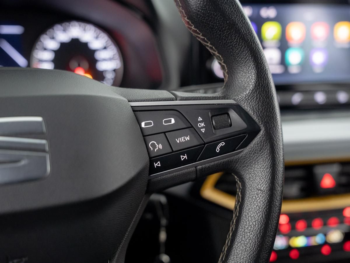 seat-arona-2022-gasolina-999cc
