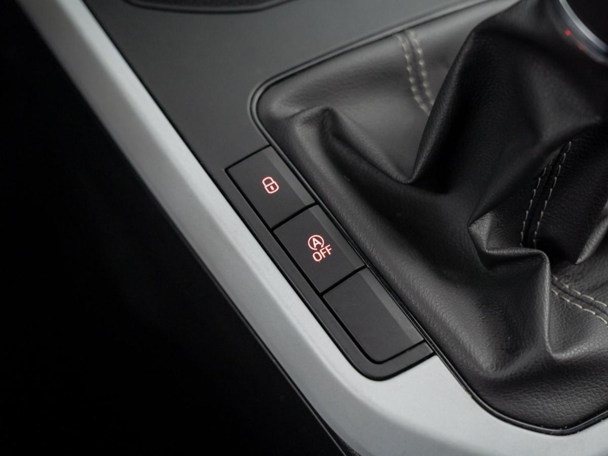 seat-arona-2022-gasolina-999cc