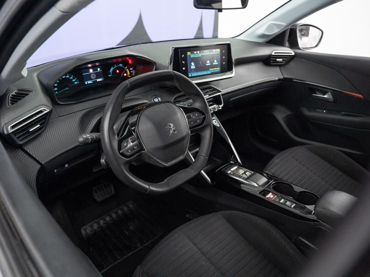 peugeot-208-2023-eletrico-500cc