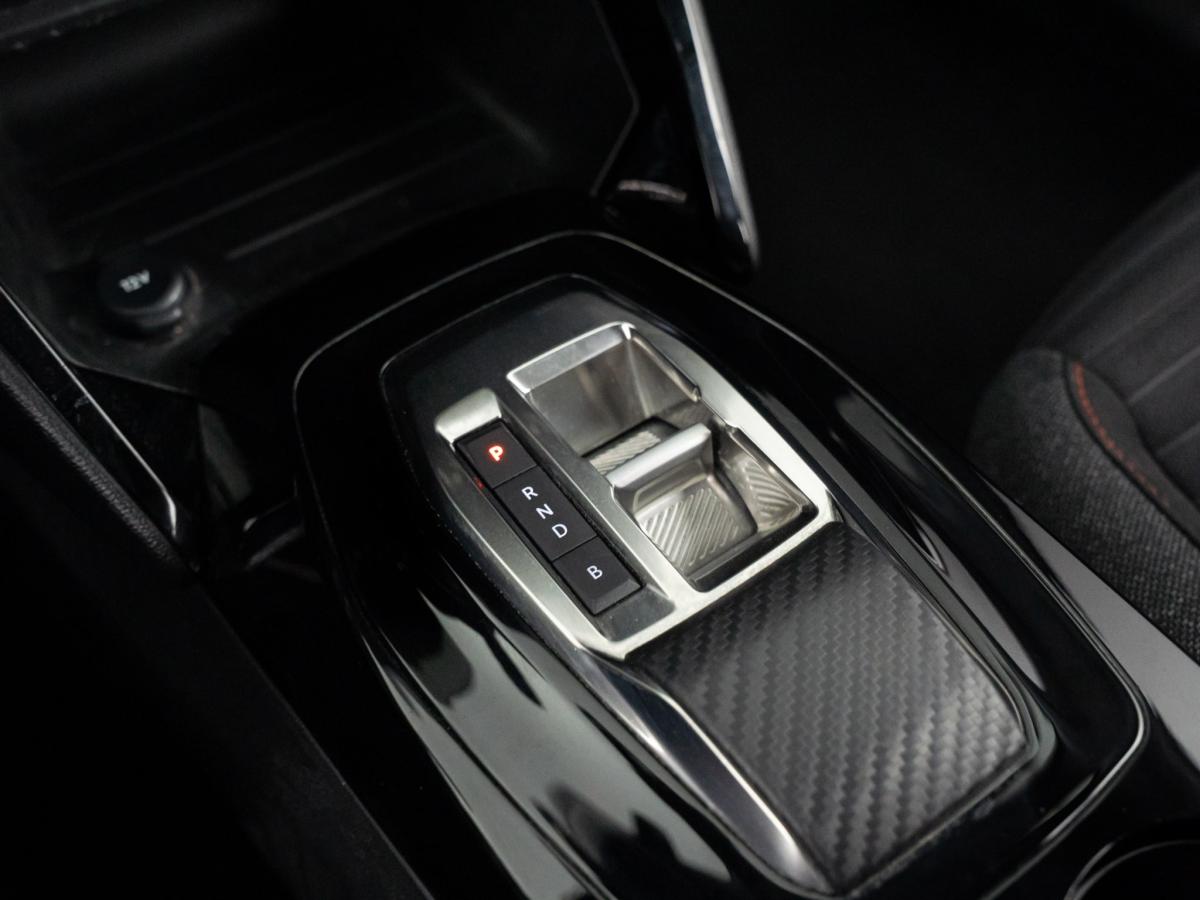 peugeot-208-2023-eletrico-500cc