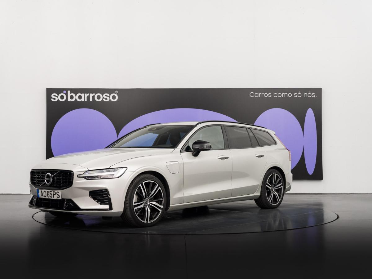 volvo-v60-2022-hibrido-a-gasolina-1969cc
